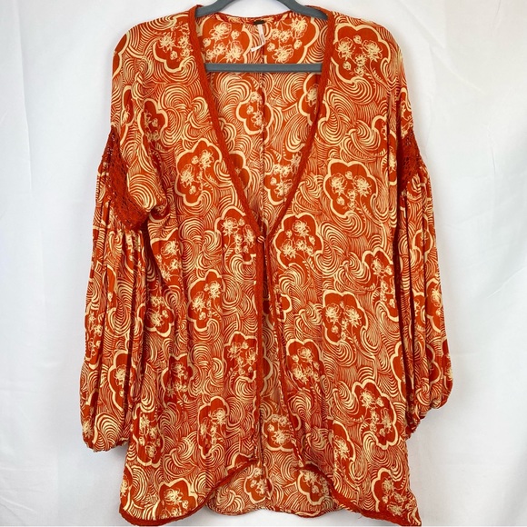 Rare Free People Crinkle Chiffon Kimono Jacket - Picture 4 of 14